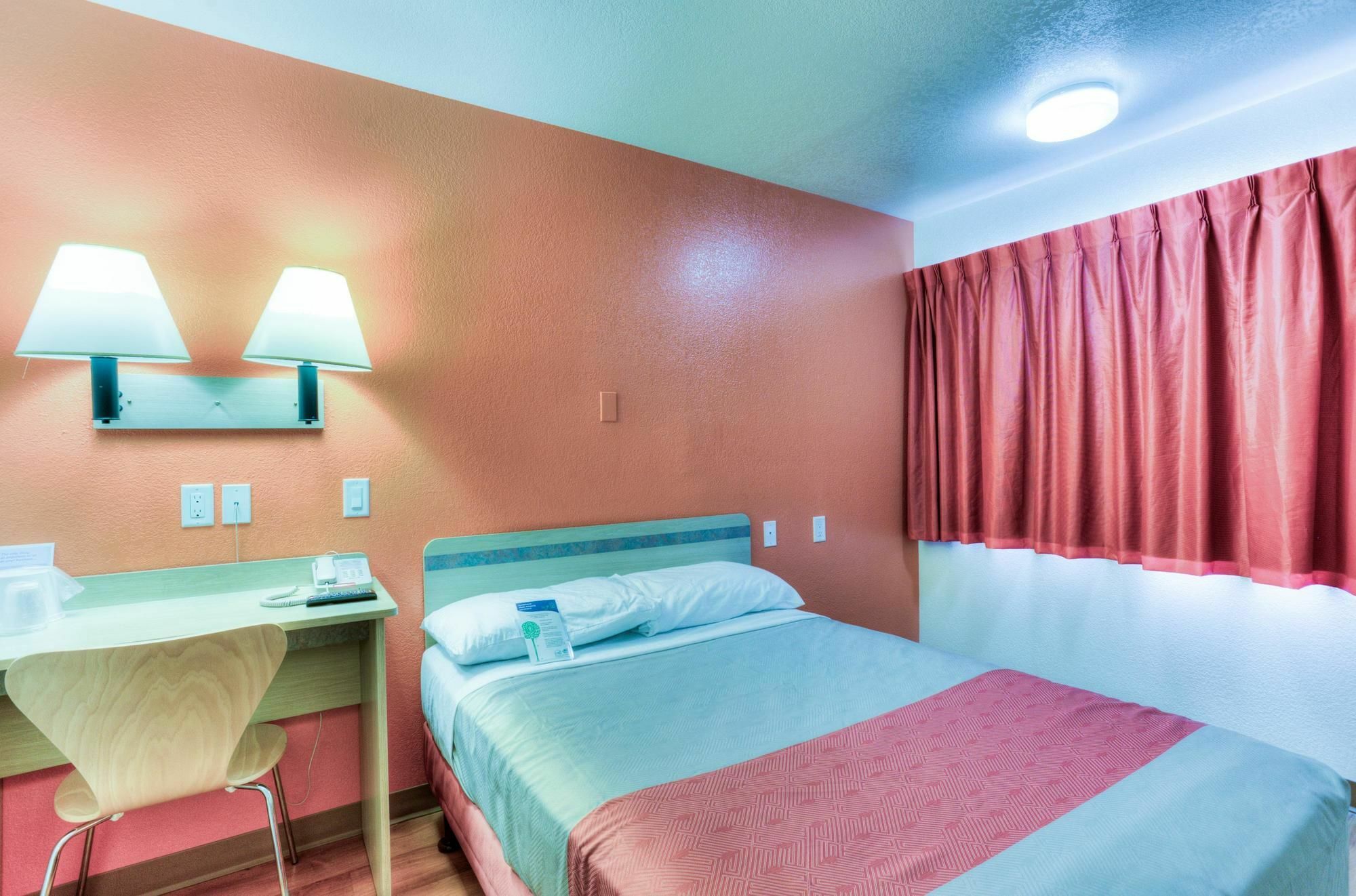 Motel 6-Tigard, Or - Portland South - Lake Oswego Eksteriør billede
